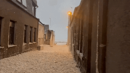e5d20d4016209929eacb042a91ba7330_1698233771_4373.gif